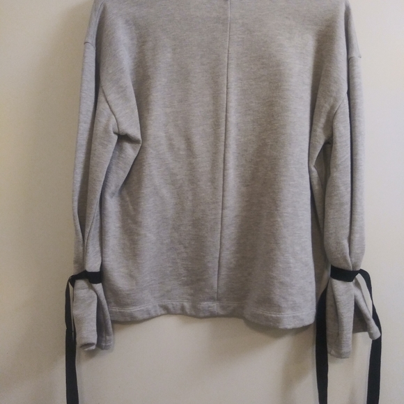 NWOT Harajuku style sweatshirt (flip sequins) - Picture 4 of 4